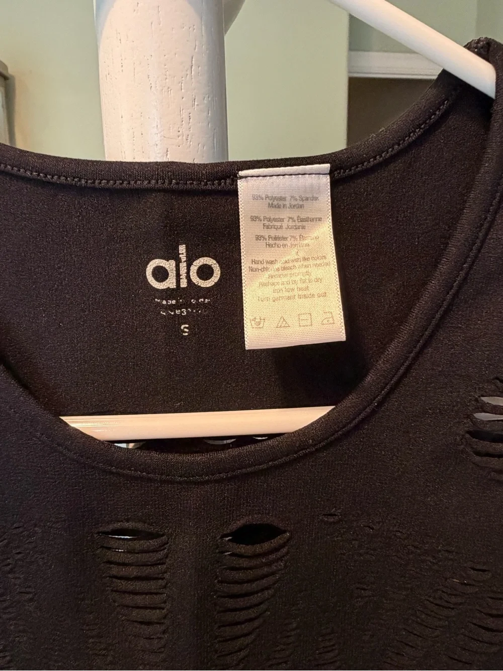Alo Yoga Vixen Fitted Muscle Tank